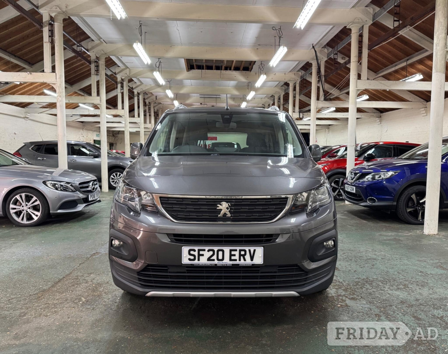 [ berth ]Peugeot Rifter
