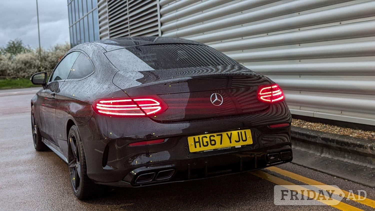 [ berth ]Mercedes-Benz C Class