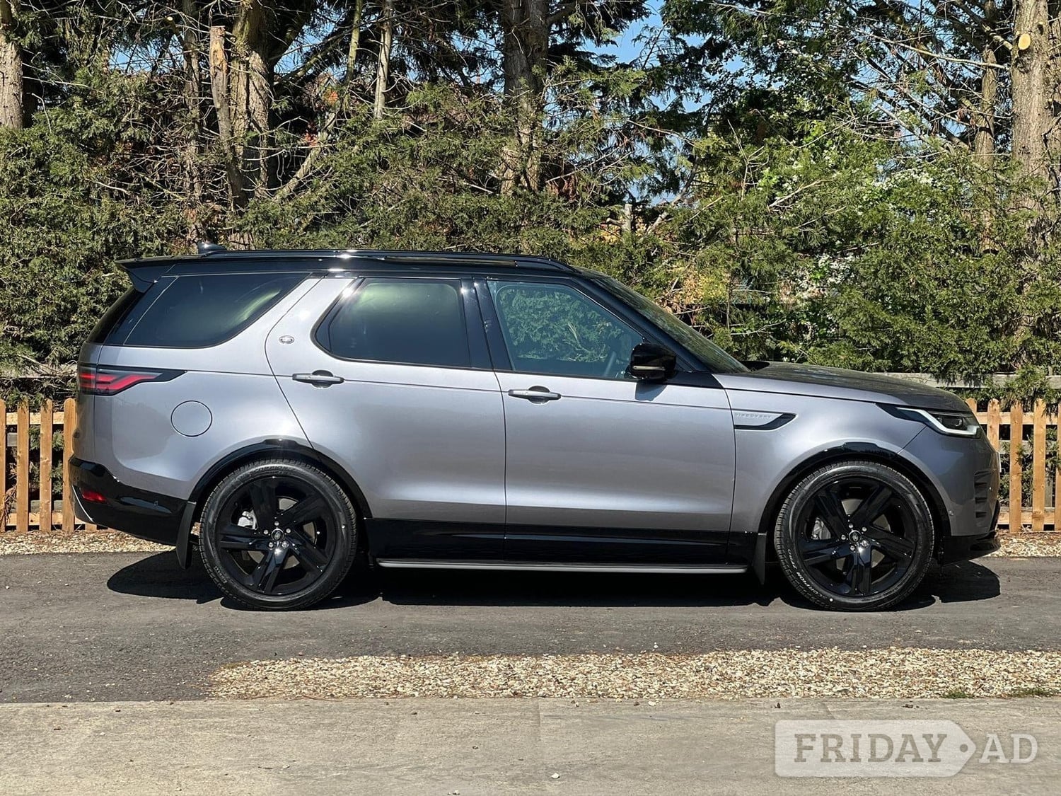 Land Rover Discovery 2026 - Vans & Commercial Vehicles