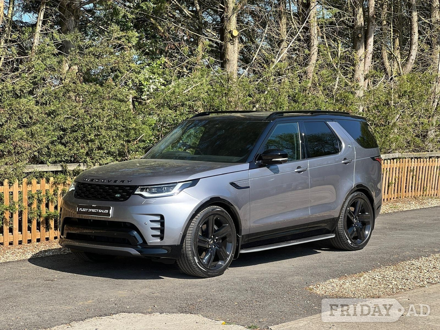[ berth ]Land Rover Discovery