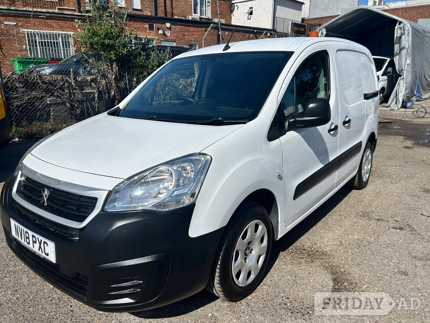 Peugeot Partner 2018 in Rochester