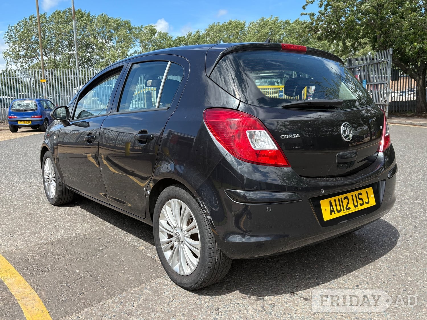 [ berth ]Vauxhall Corsa