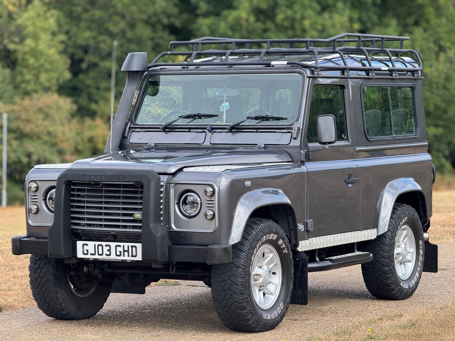 Land Rover Defender 90 2003 - Cars in Hemel Hempstead