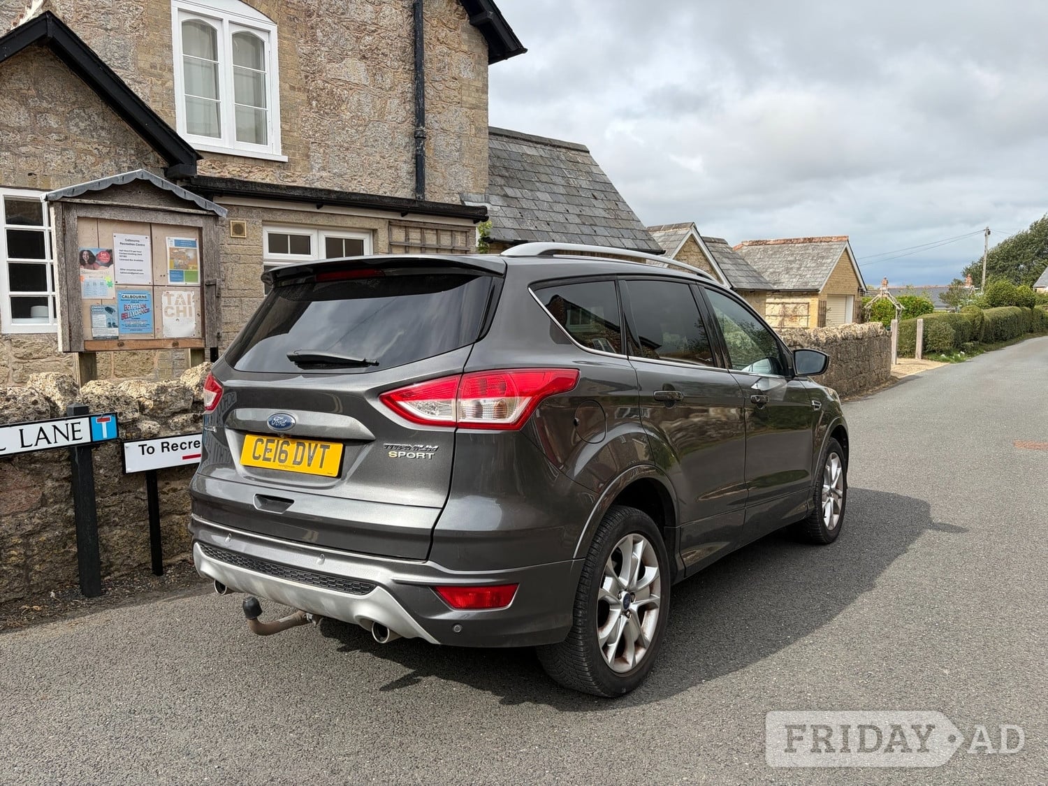 Ford Kuga 2016 - Cars in Newport