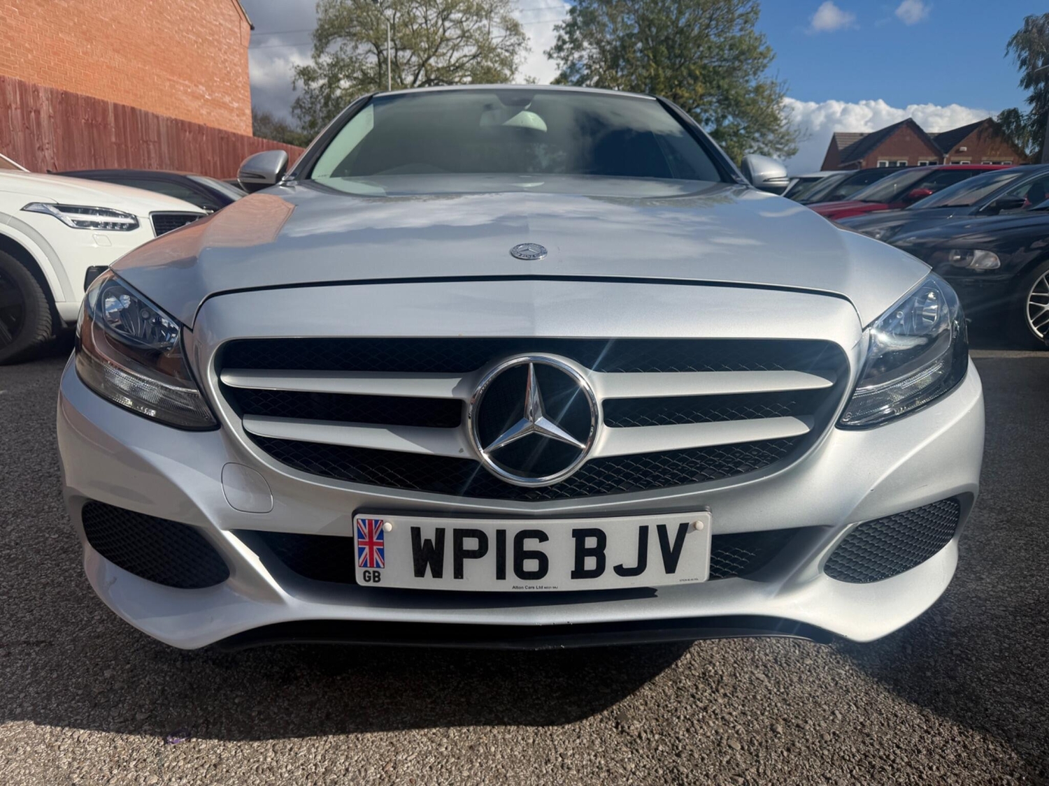 [ berth ]Mercedes-Benz C Class
