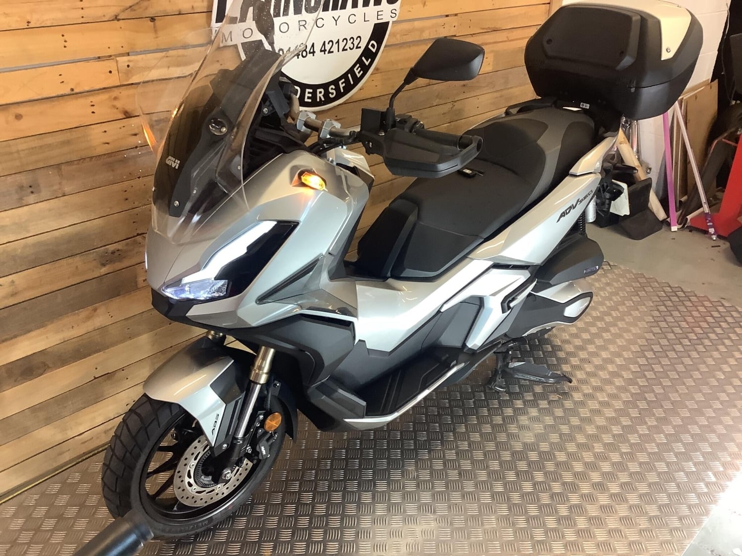 [ berth ]Honda ADV