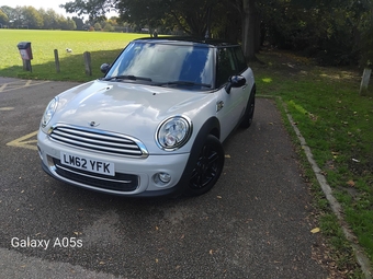 Mini Hatch 2012