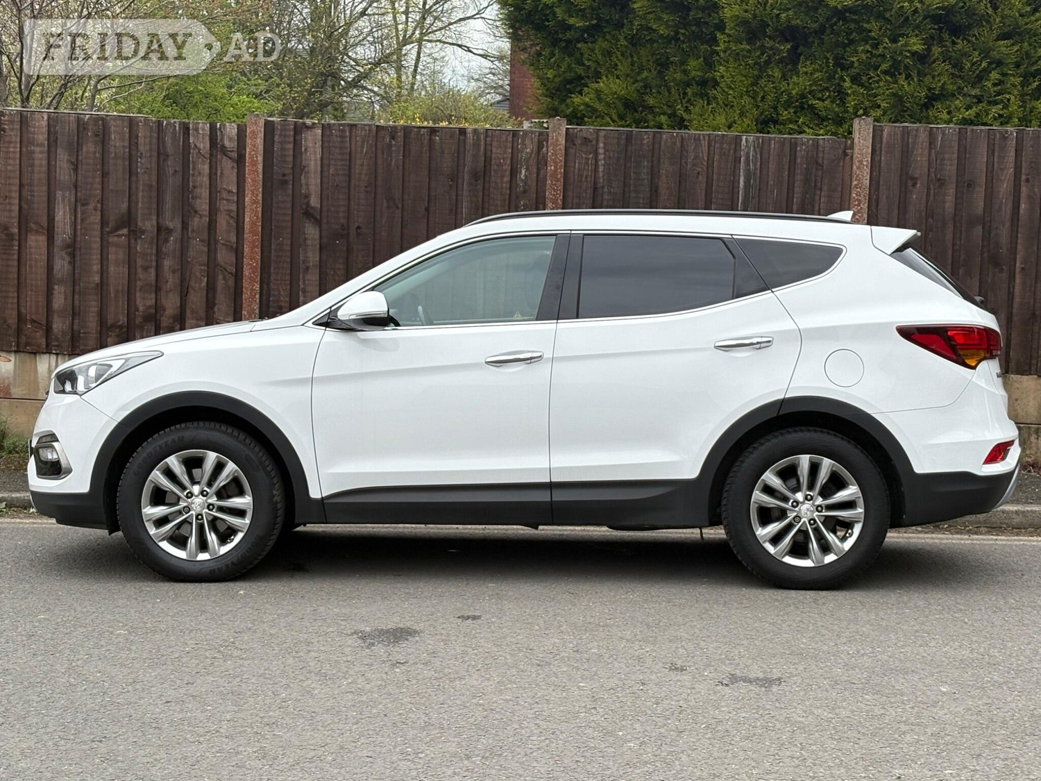 Hyundai Santa Fe 2017 - Cars