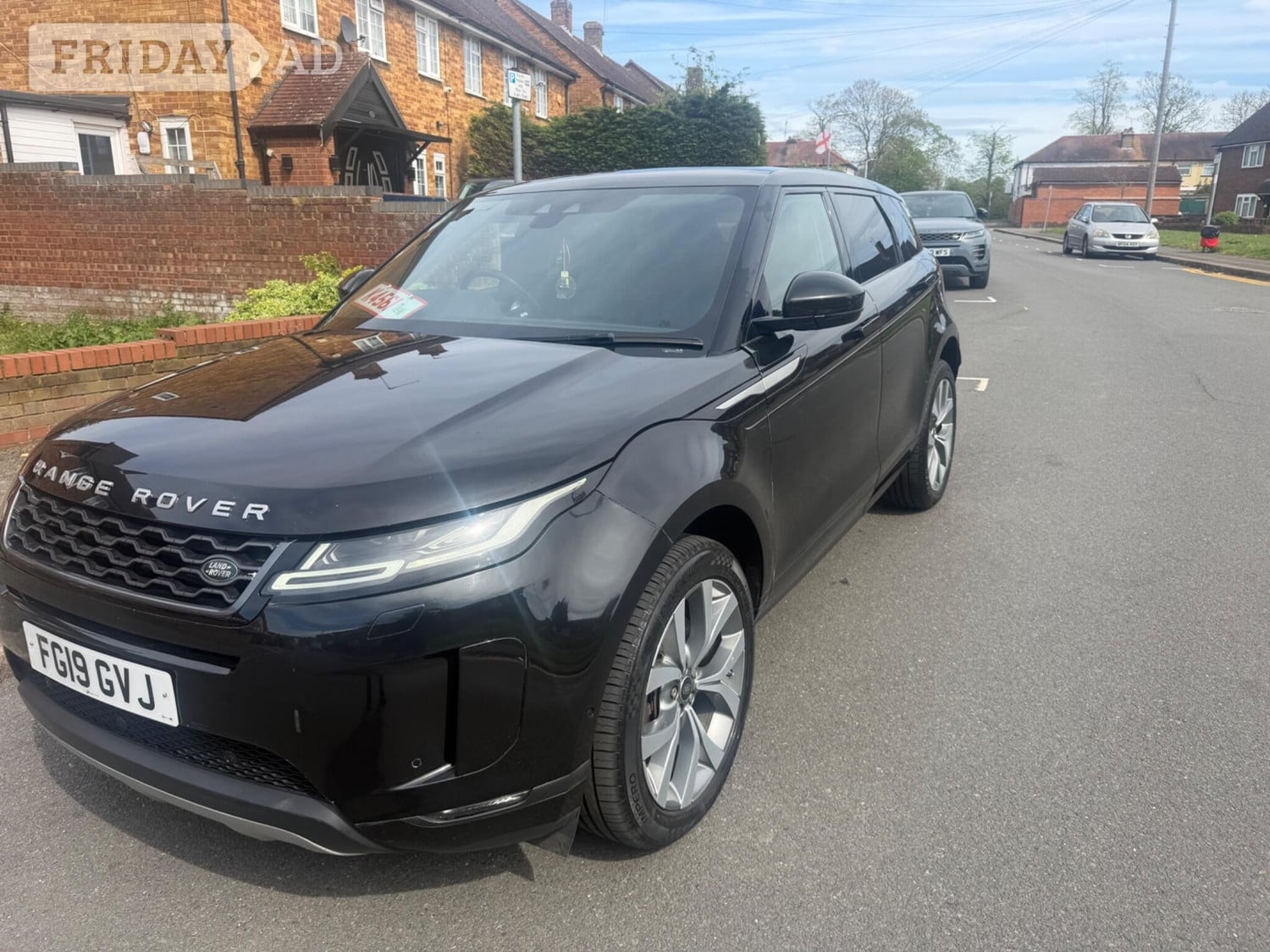 Land Rover Range Rover Evoque 2019 - Cars in Uxbridge