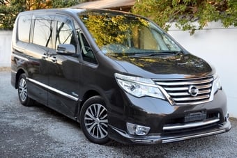 Nissan Serena 2014