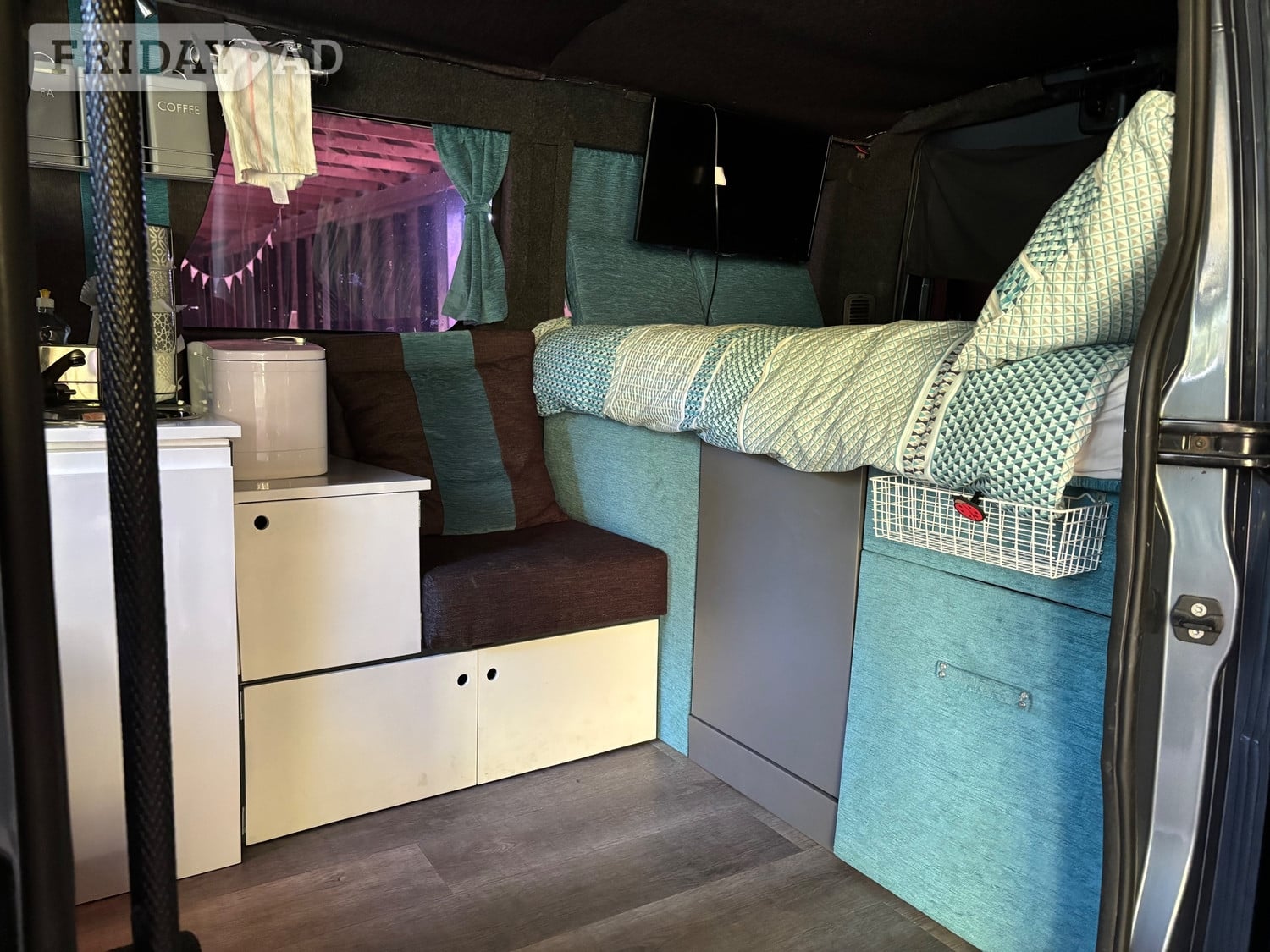 Renault Master Dorking
