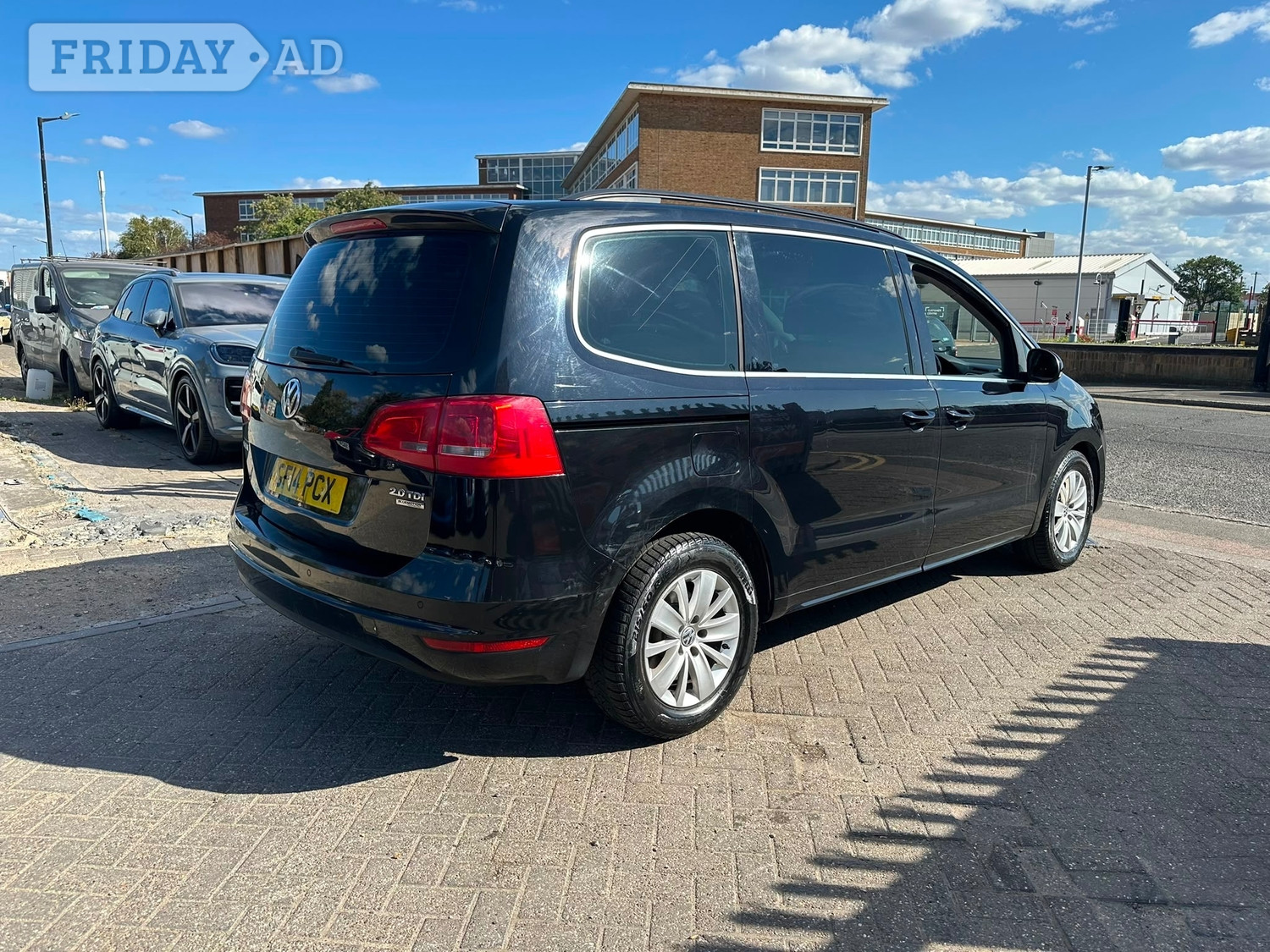 Volkswagen Sharan 2014 - Cars in Slough