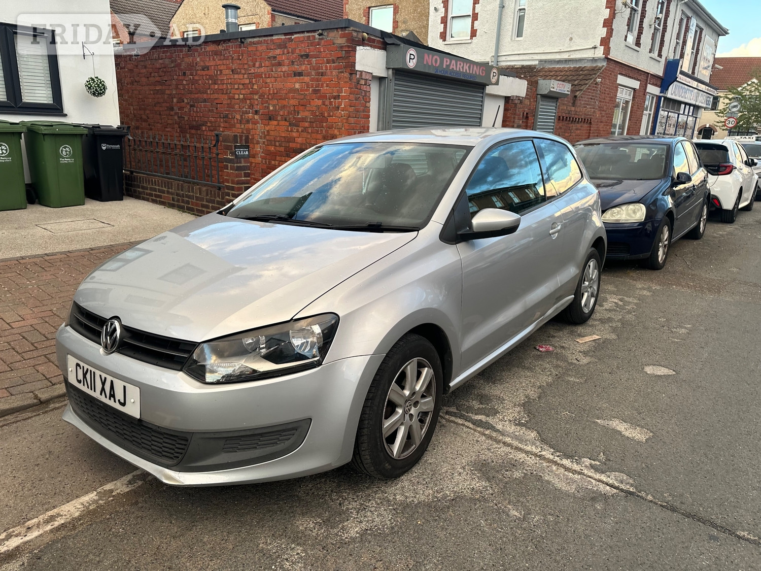 Volkswagen Polo 2011 - Cars in Portsmouth
