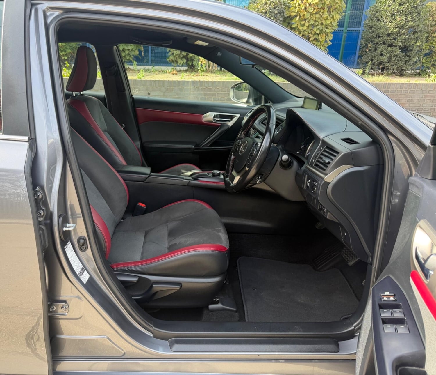 [ berth ]Lexus CT
