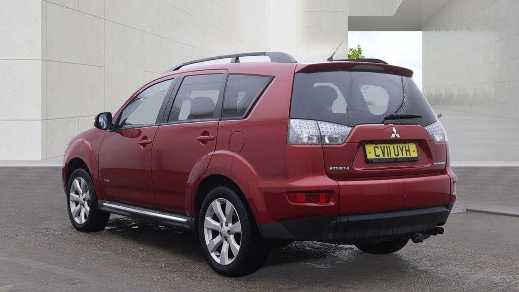 Mitsubishi Outlander 2011 - Cars in Winchester