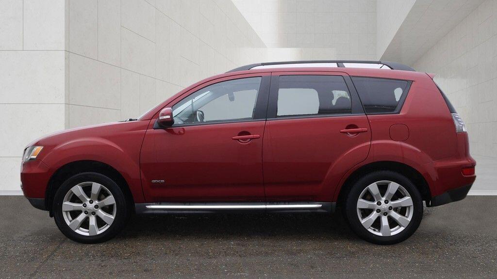 Mitsubishi Outlander 2011 - Cars