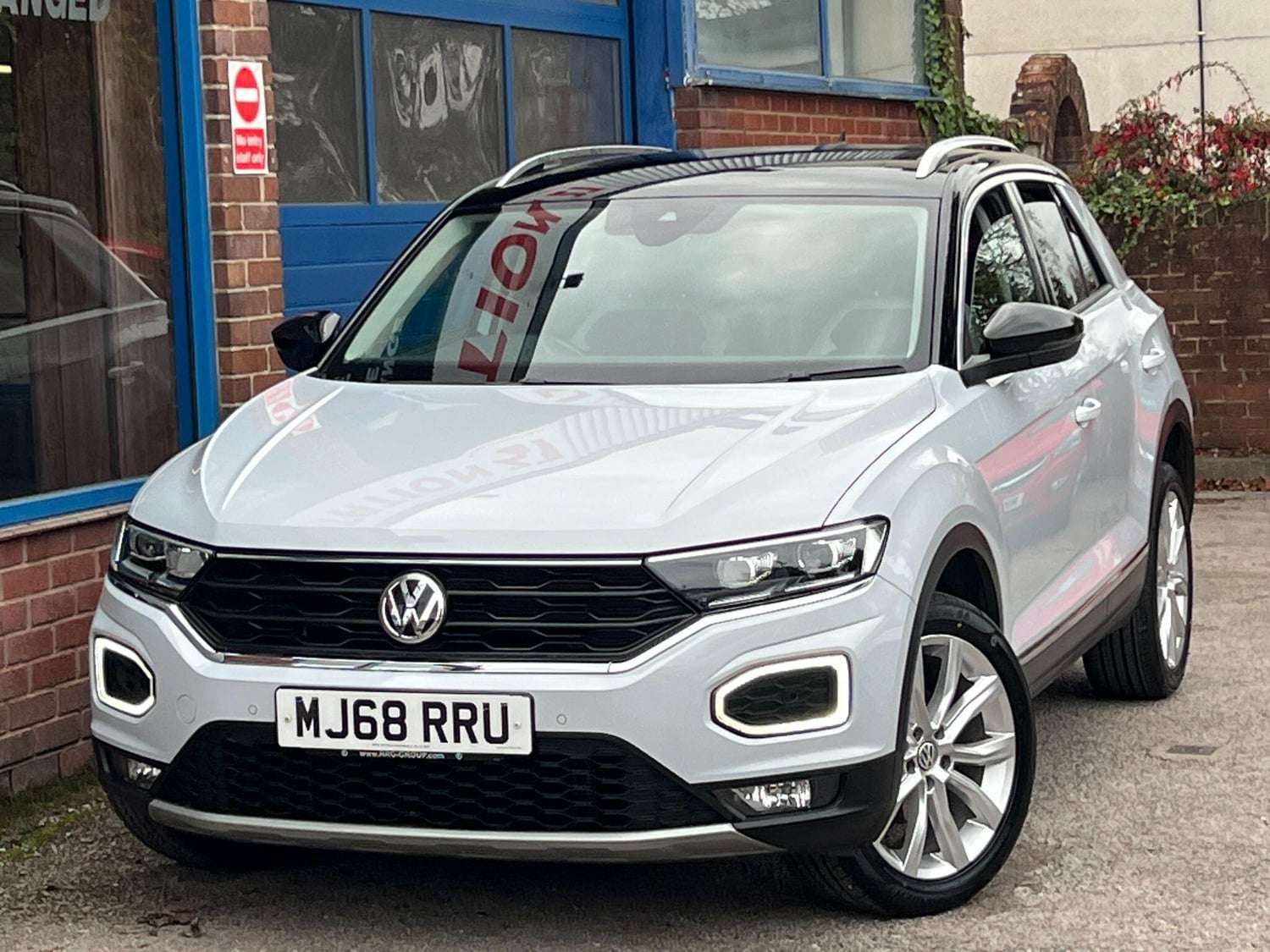 [ berth ]Volkswagen T-Roc