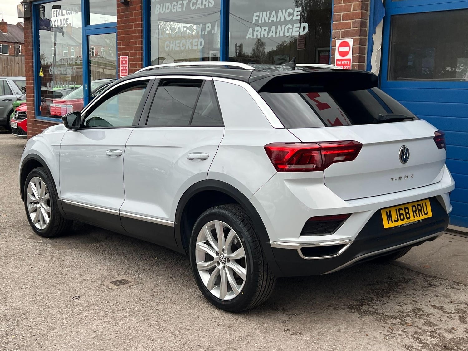 Volkswagen T-Roc 2018 - Cars in Heanor