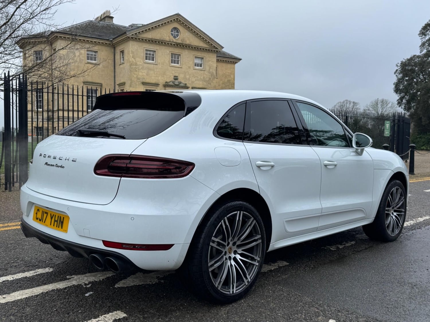 Porsche Macan 2017 - Cars