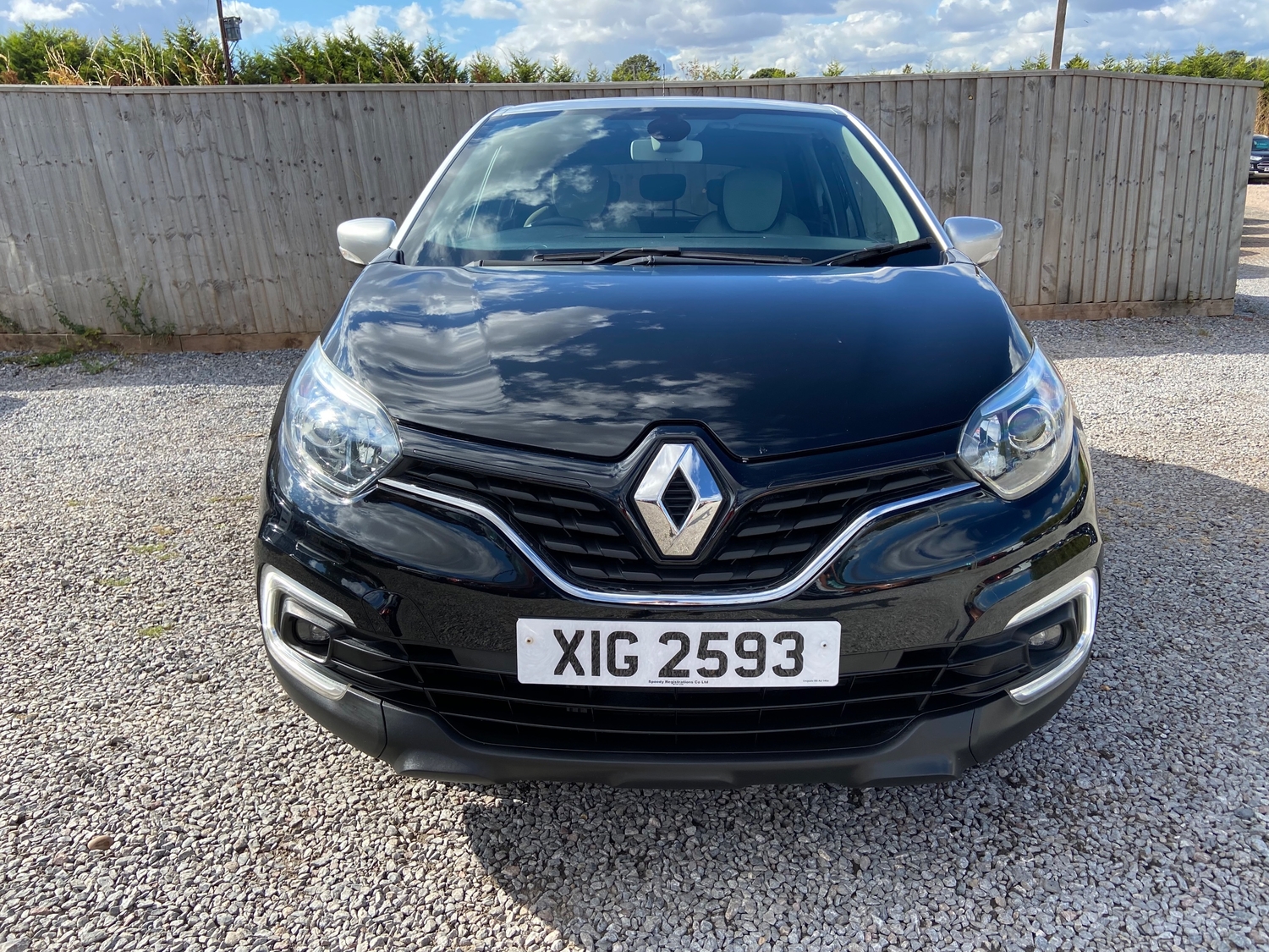 [ berth ]Renault Captur