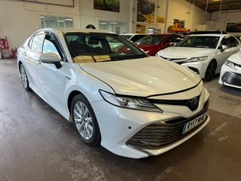 Toyota Camry 2017