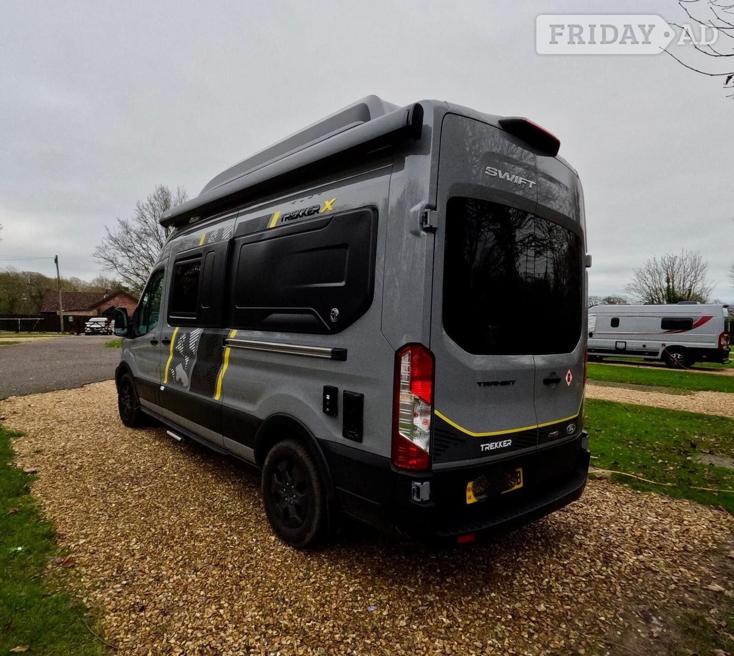 [4 berth ]Swift Trekker X Auto Very Hi Spec Located in Kidderminster
