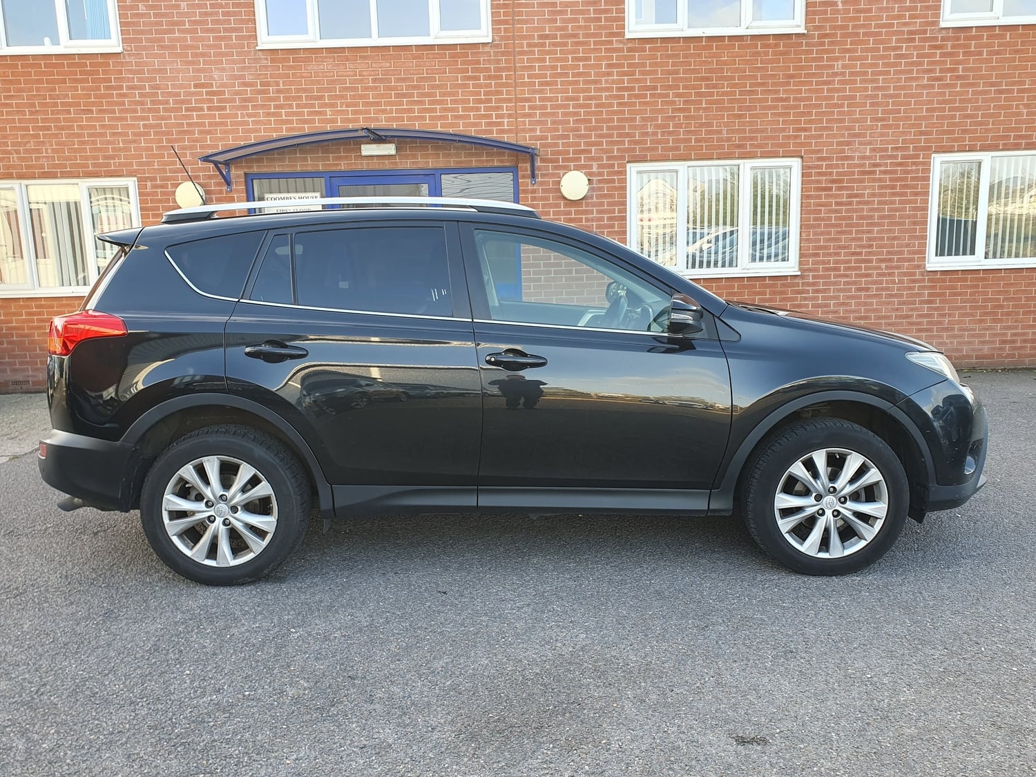 Toyota RAV4 2013 - Cars