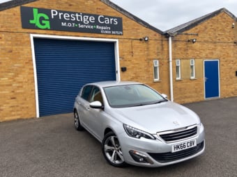 Peugeot 308 2016