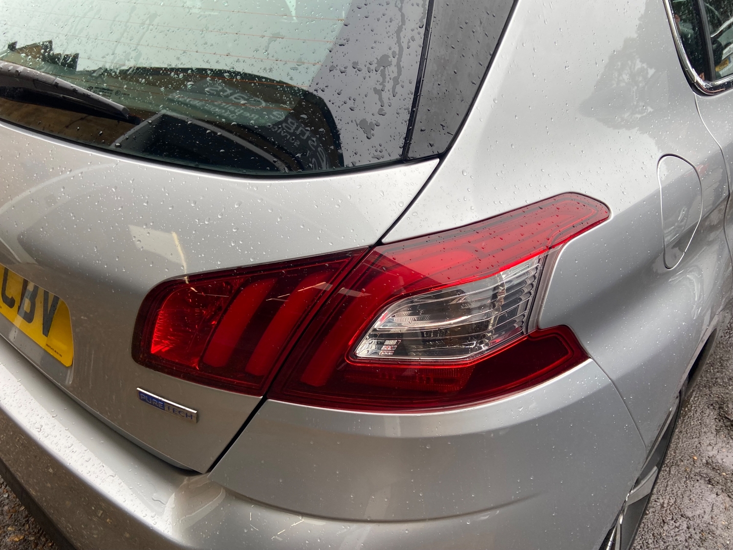 Peugeot 308 2016 - Cars in Worthing