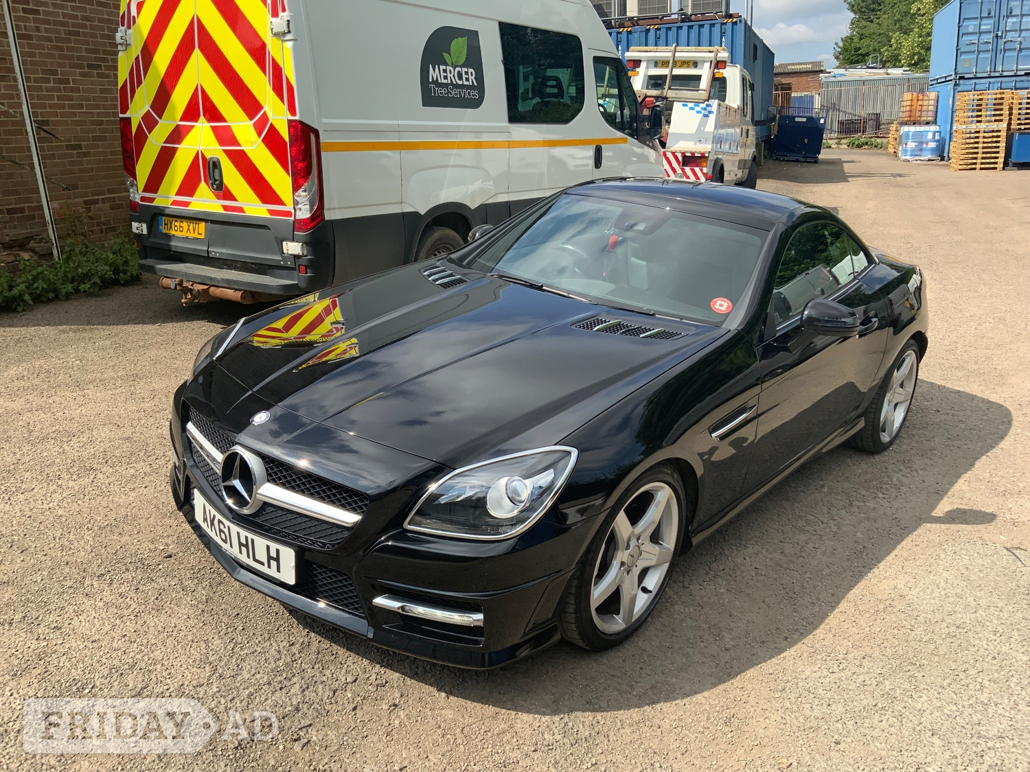 Mercedes-Benz SLK 2011 in Newmarket