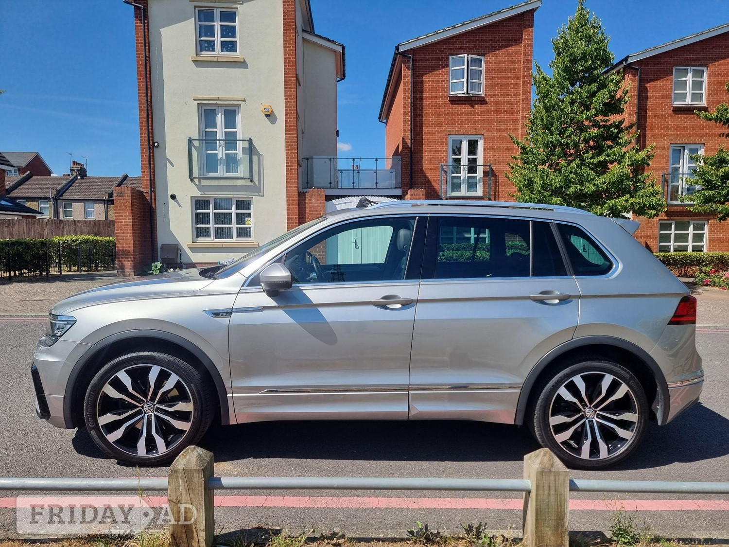 Volkswagen Tiguan 2017 - Cars