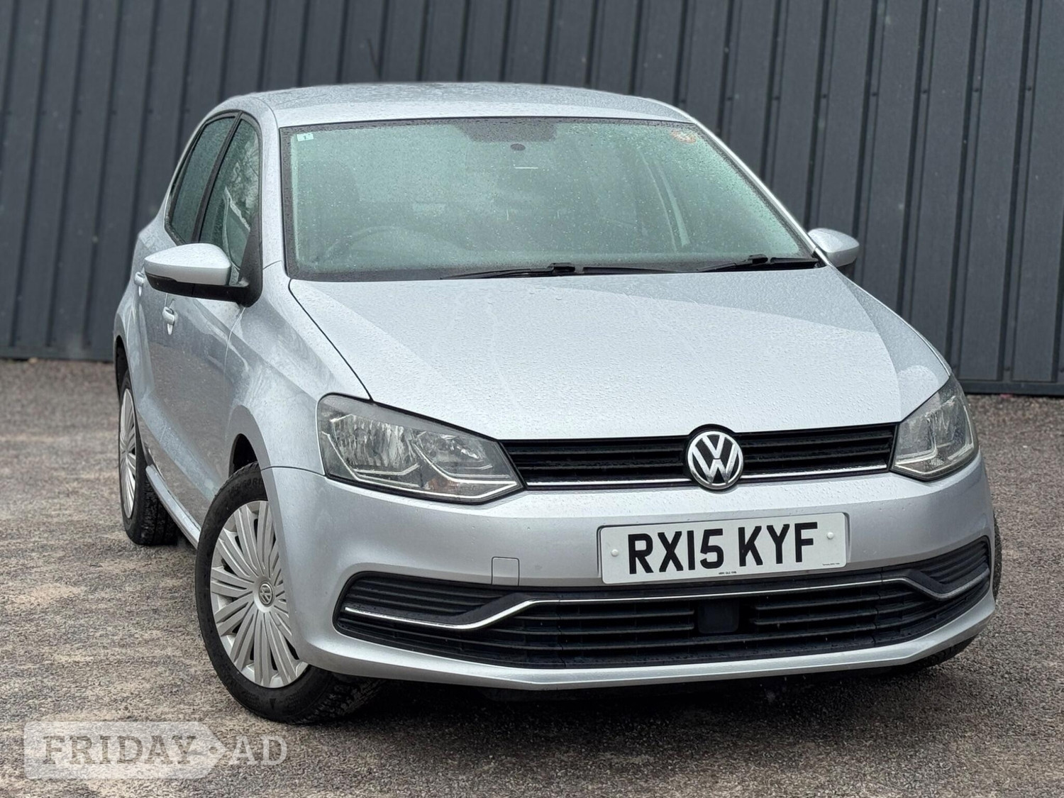 Volkswagen Polo 2015 in Farnham