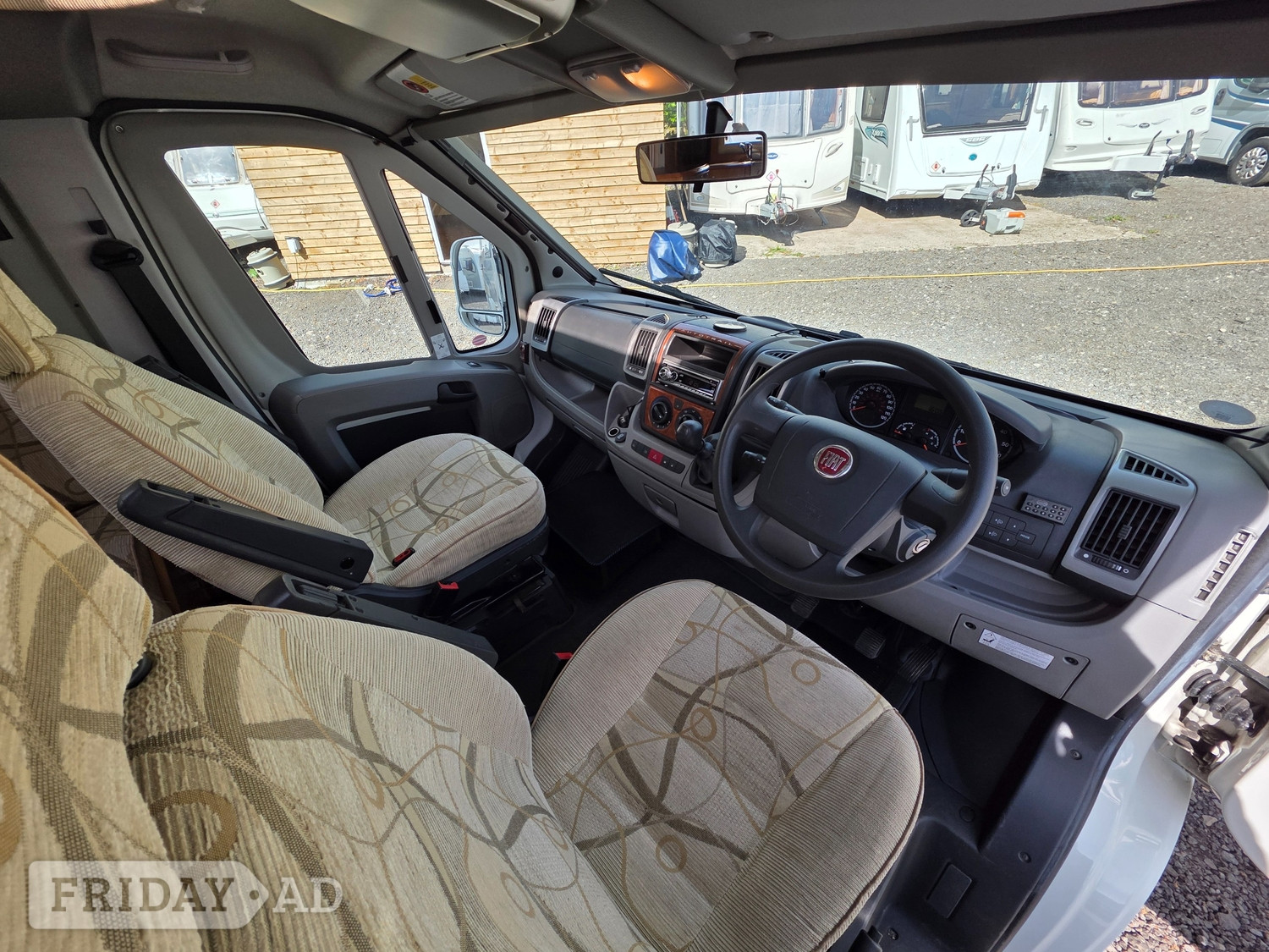 Auto-Trail Tracker 2007 - Motorhomes & Caravans
