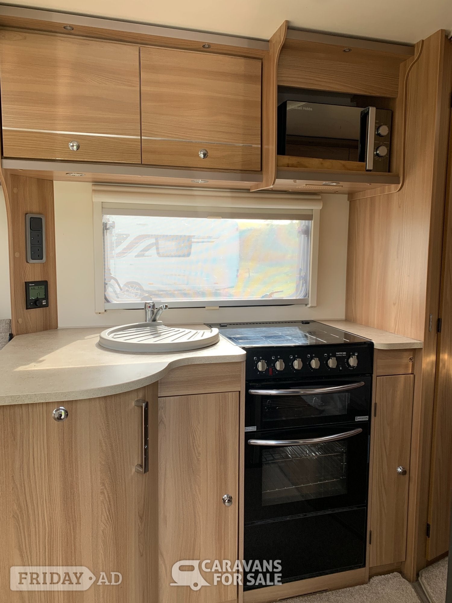 Bailey Pageant 2016 - Motorhomes & Caravans