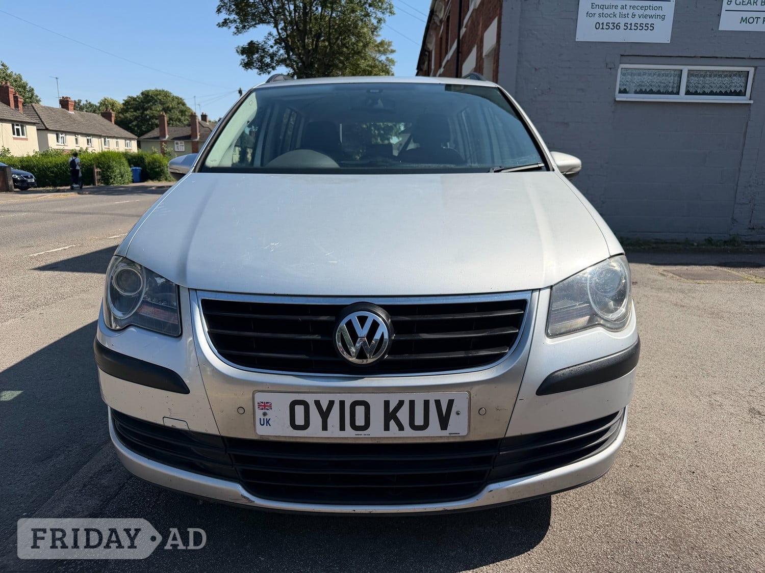 [ berth ]Volkswagen Touran