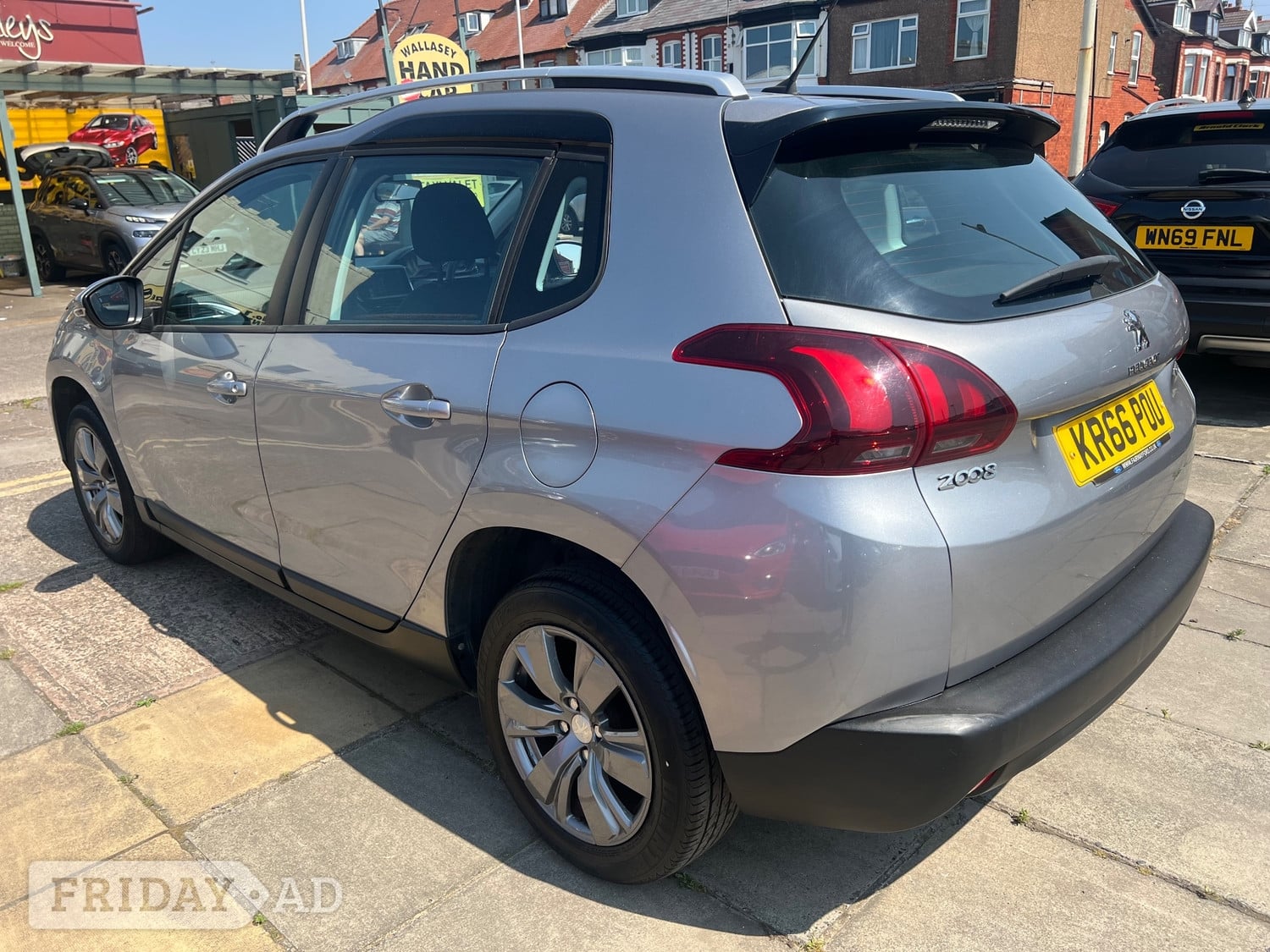 [ berth ]Peugeot 2008