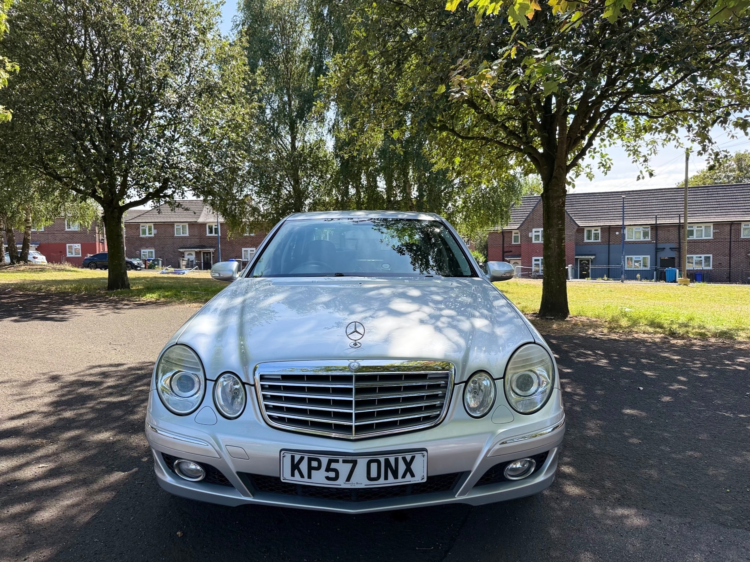 [ berth ]Mercedes-Benz E Class