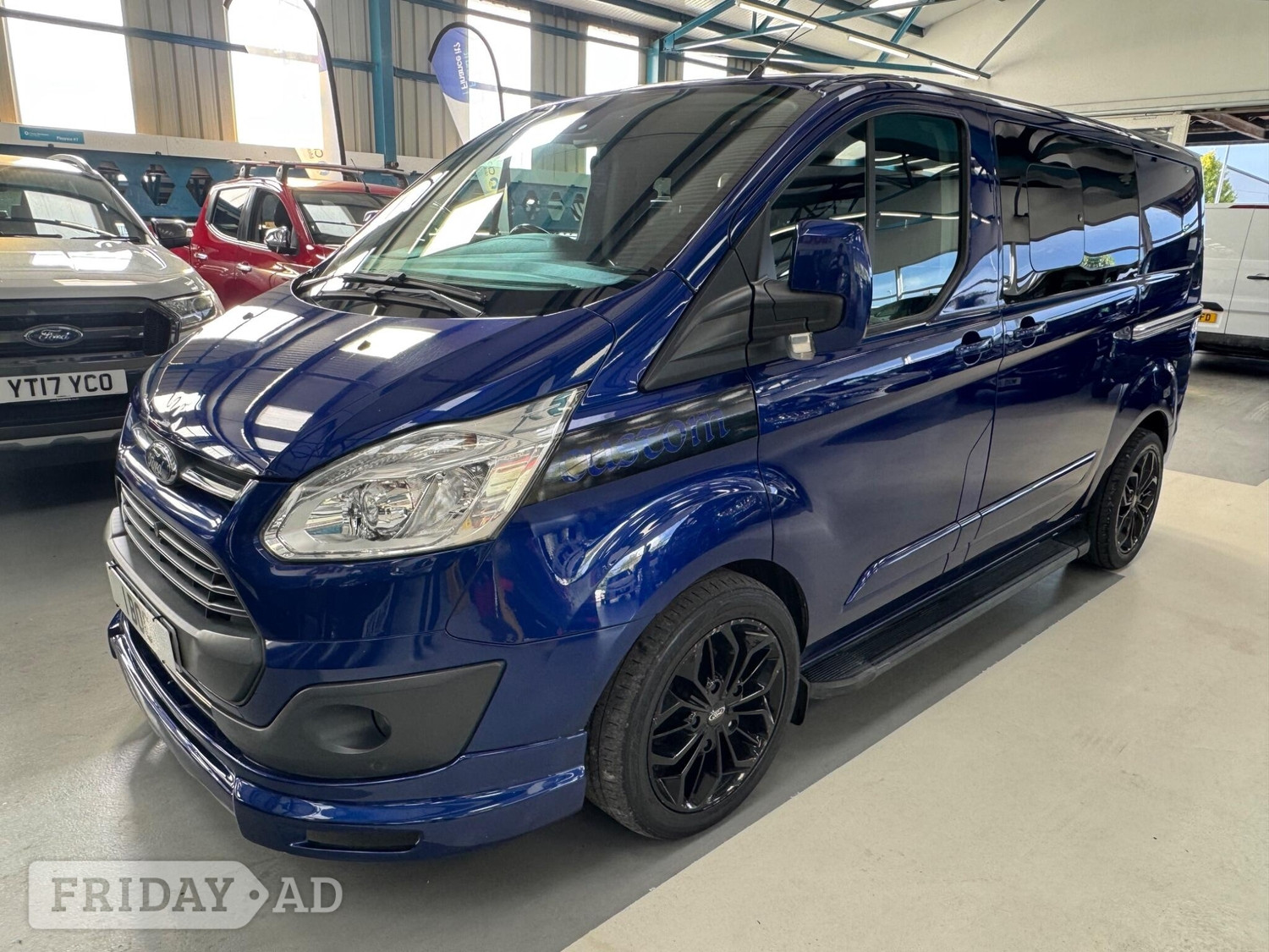 [ berth ]Ford Transit Custom