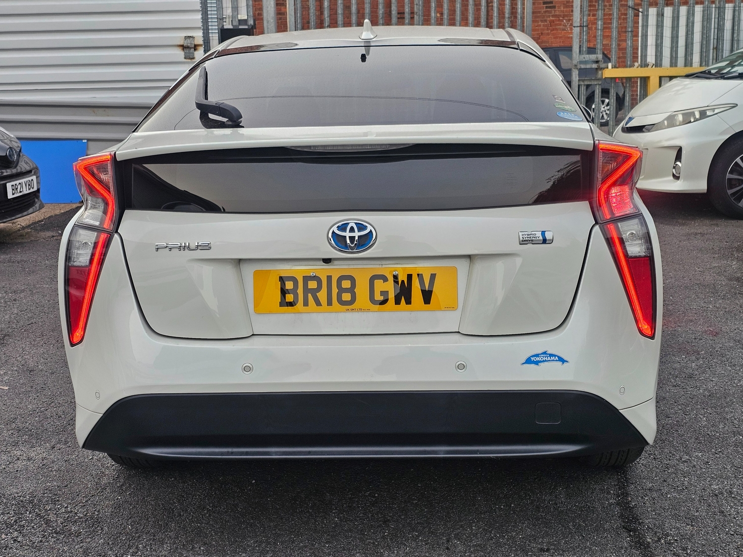 Toyota Prius 2018 - Cars in Coventry