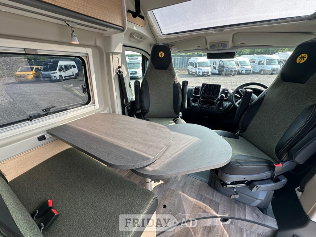 [4 berth ]Sunlight Cliff 640 X