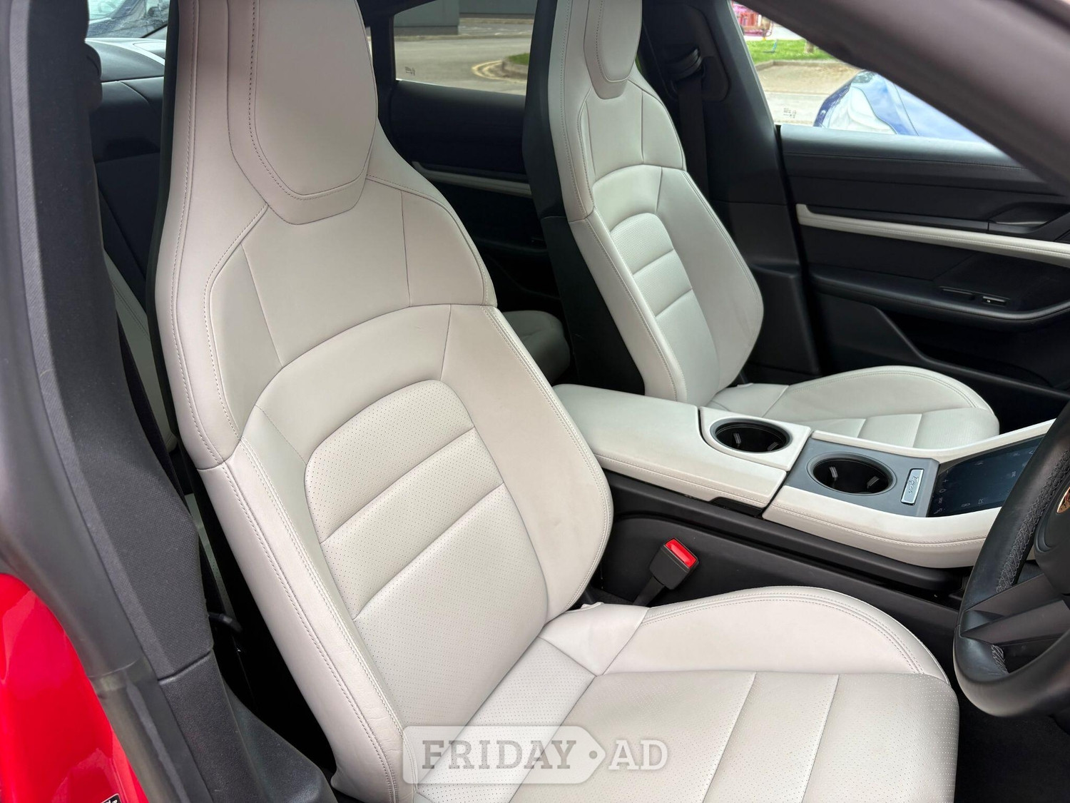 Porsche Taycan 2022 - Cars in Wantage