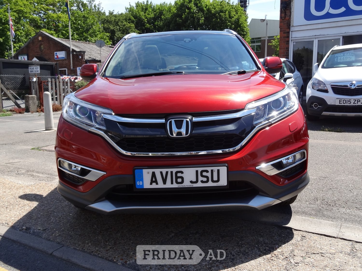 Honda CR-V 2016 - Cars in Havering