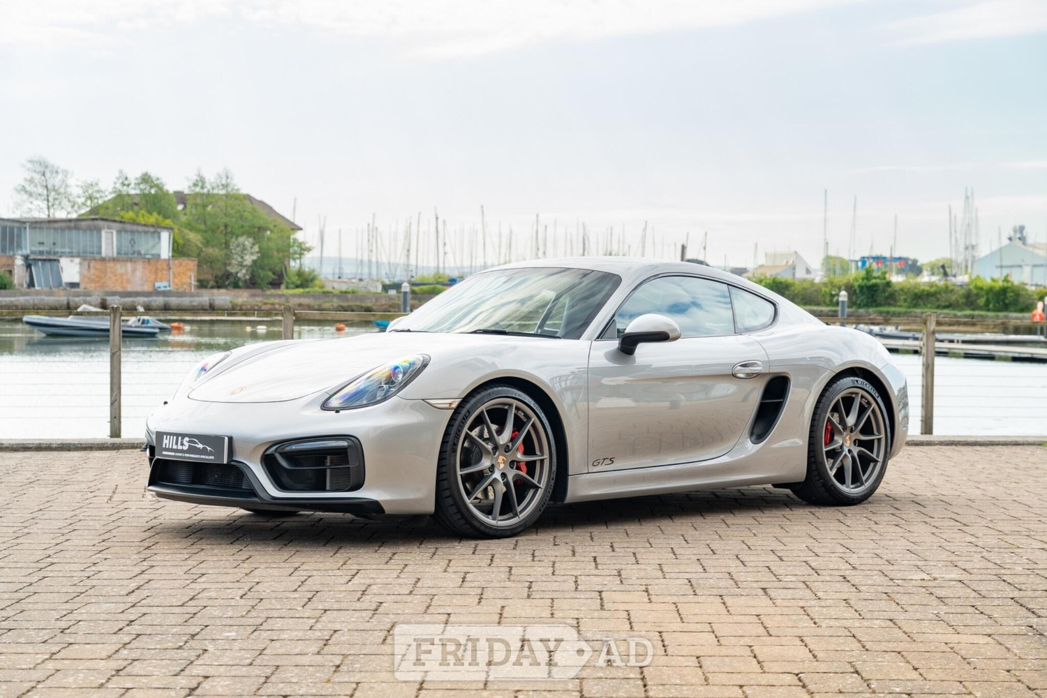 [ berth ]Porsche Cayman