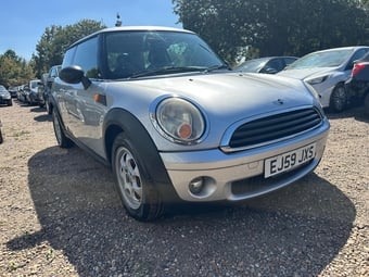 Mini Hatch 2009