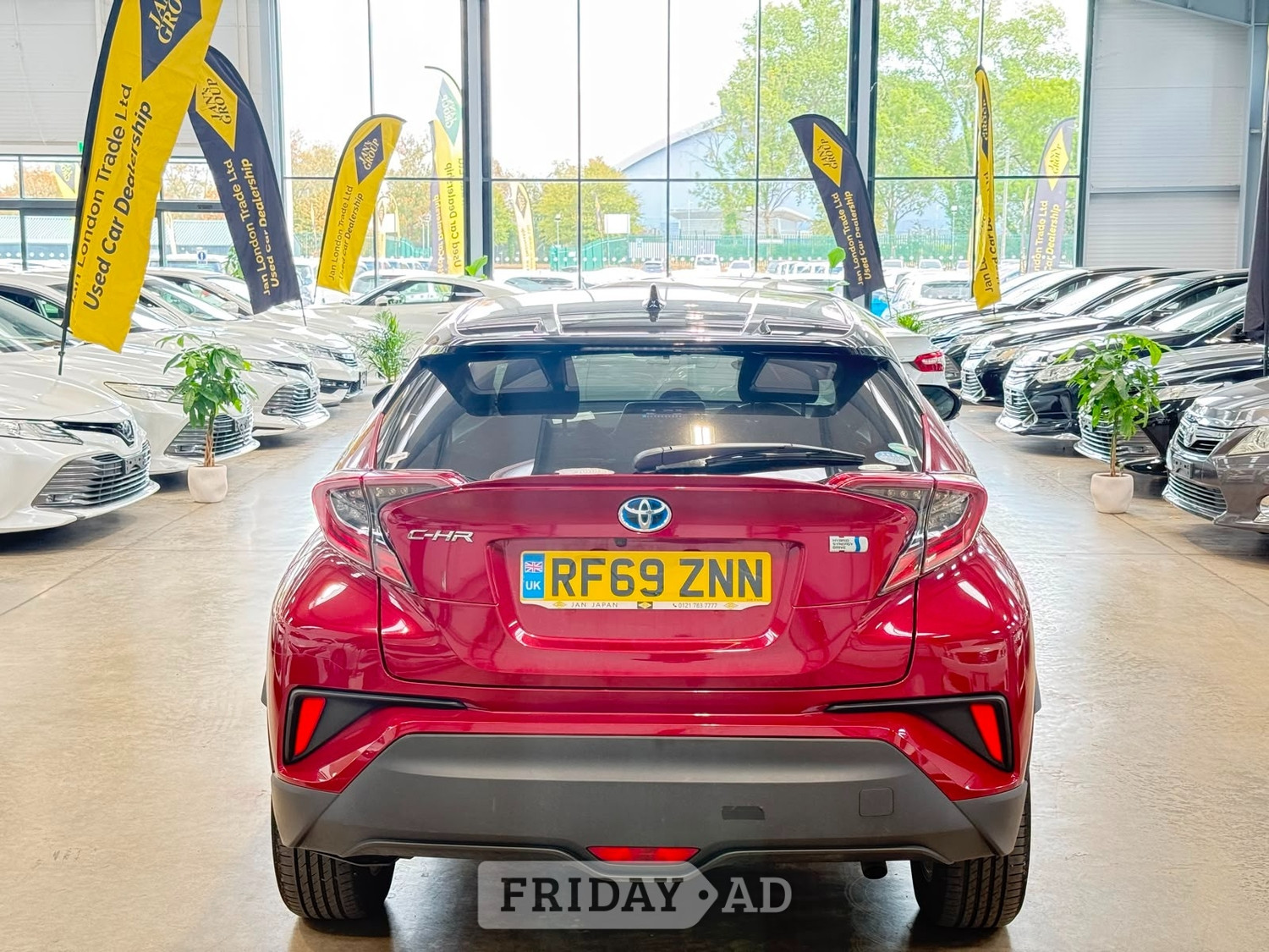 [ berth ]Toyota C-HR