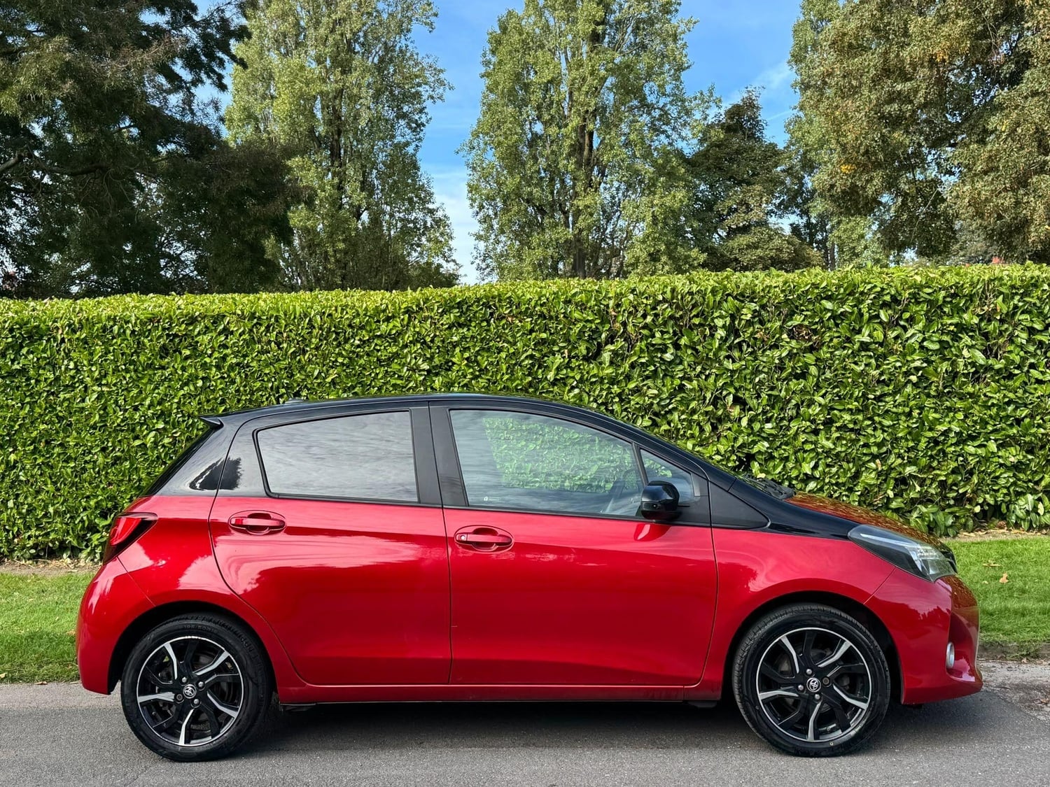 Toyota Yaris 2016 - Cars in Birmingham