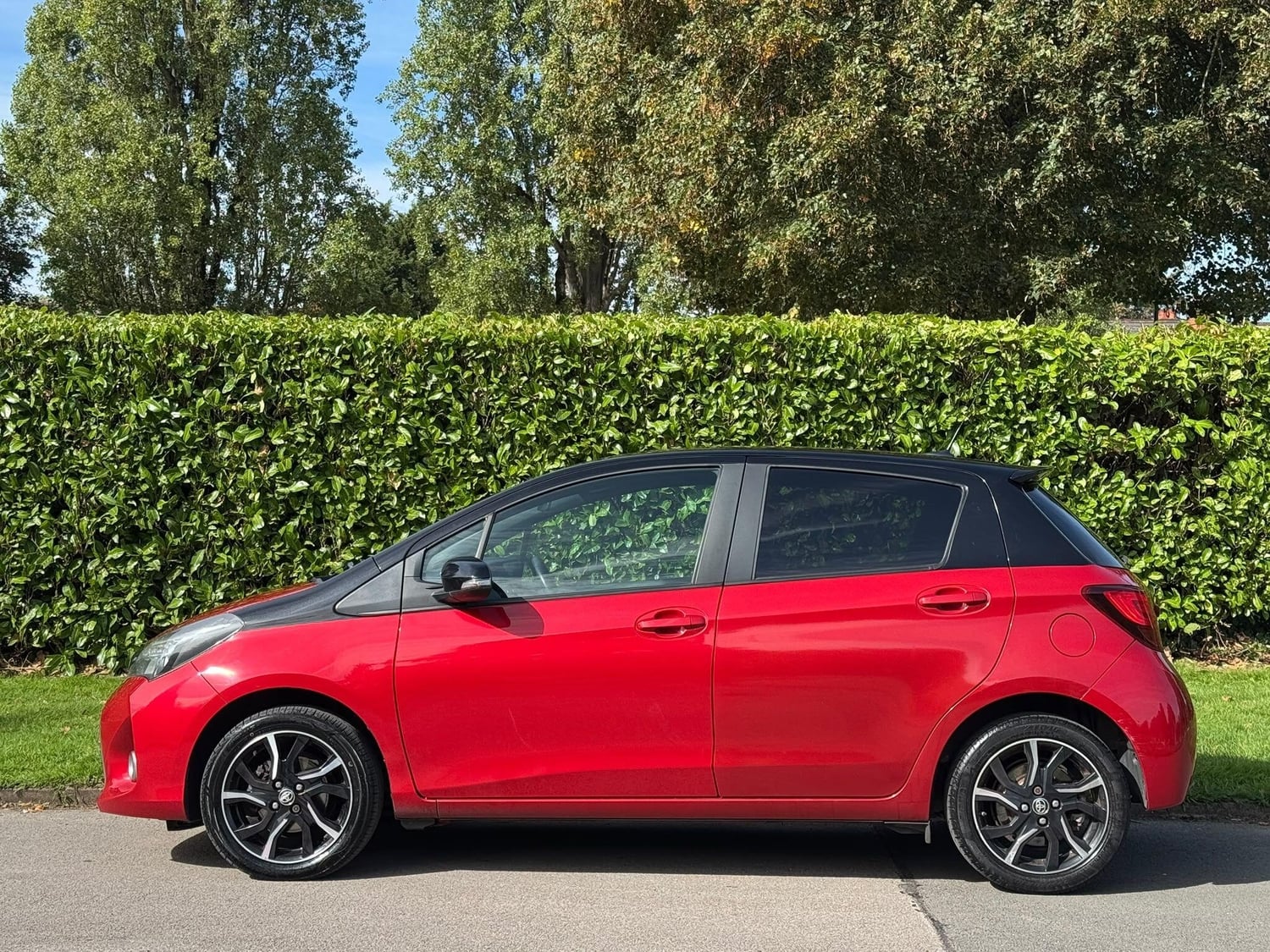 Toyota Yaris 2016 - Cars