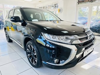Mitsubishi Outlander 2016