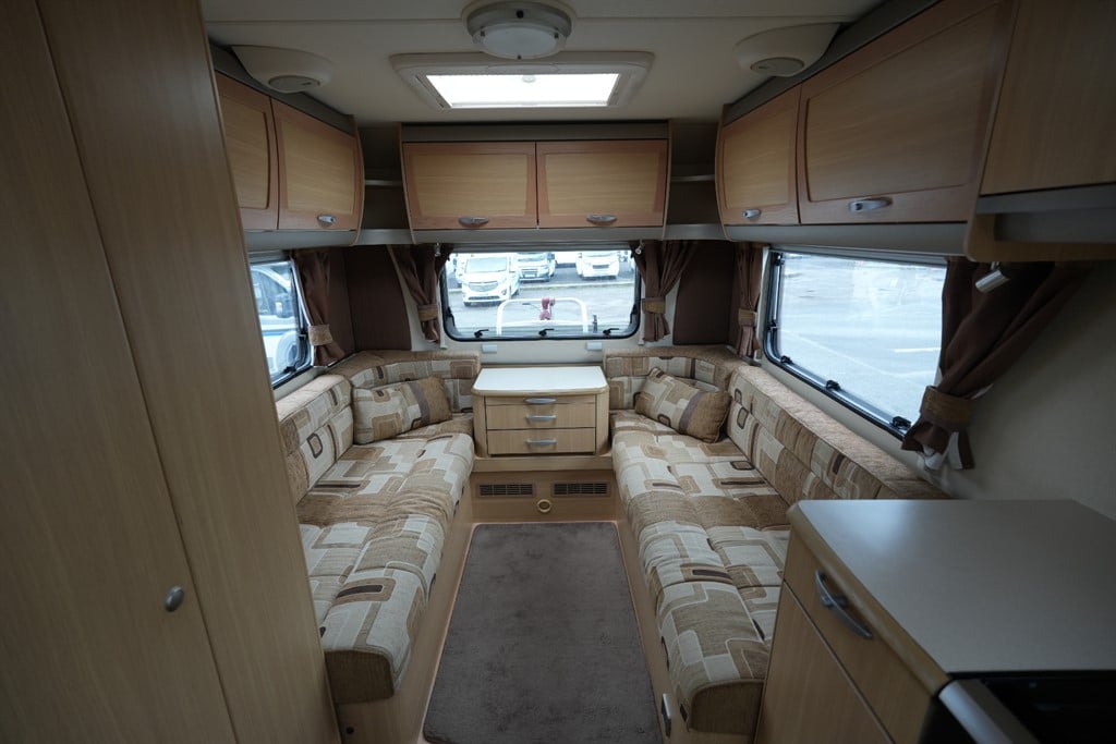 Bessacarr E520 2012 for sale - Motorhomes & Caravans in Haywards Heath