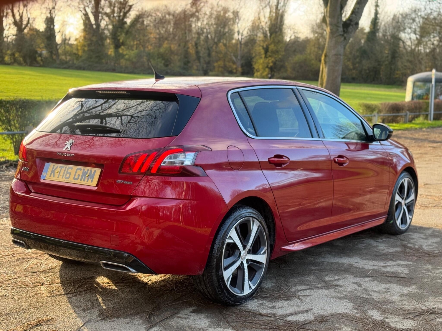 Peugeot 308 2016 - Cars in Hillingdon